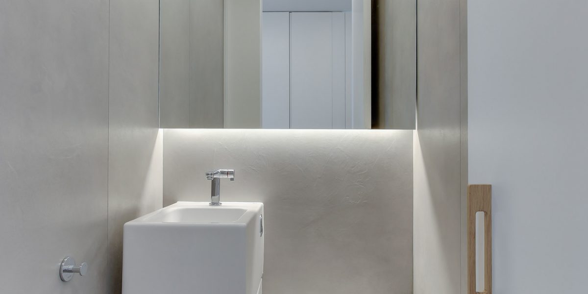 baño con muebles a medida